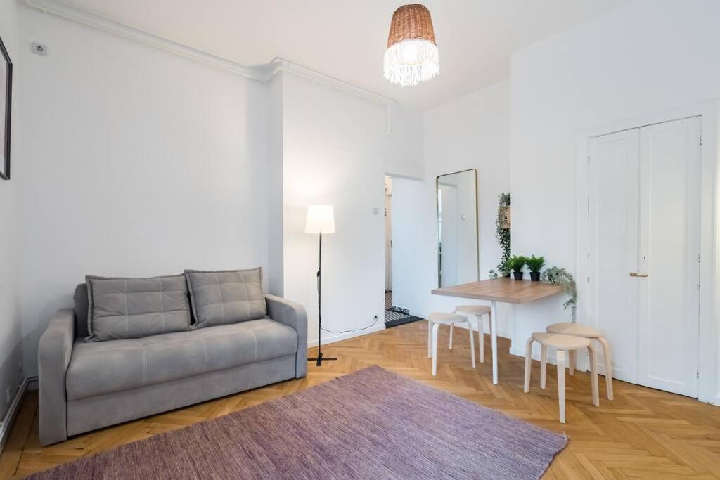 Downtown Cozy Apartment Old Town Bukarest Eksteriør billede